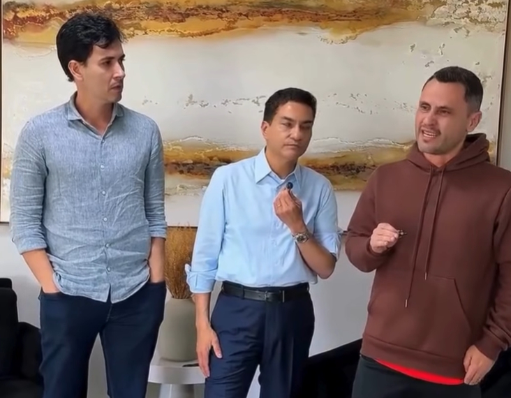 [VÍDEO] FIM DA NOVELA: Cleitinho pede perdão e diz que não será mais candidato ao governo de Minas n