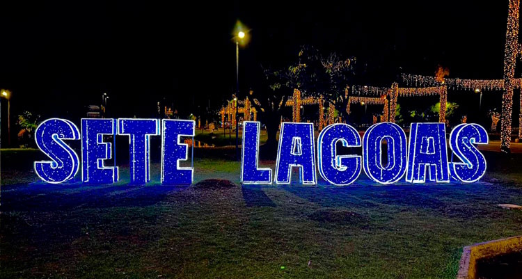 ABSURDO! Sete Lagoas tem uma das decorações de Natal mais caras do Brasil, denuncia vereador