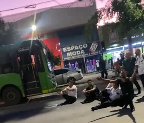 [VÍDEO] MAIS UMA PROMESSA DE DOUGLAS MELO NÃO CUMPRIDA: Motoristas da Turi ameaçam nova greve por fa