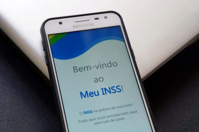 FIQUE ATENTO: INSS começa a notificar aposentados e pensionistas sobre devoluções esta semana